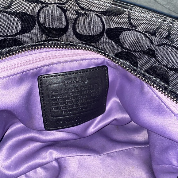 COACH Beautiful Black and Purple handbag! - Picture 7 of 11